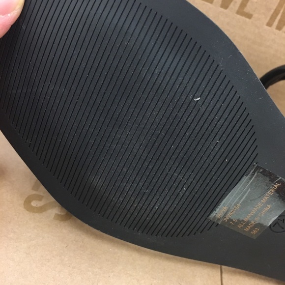 🖤Steve Maddens Black Sandals 🖤 - Picture 6 of 6